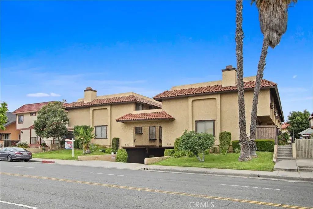 828 N Garfield Avenue B, Alhambra