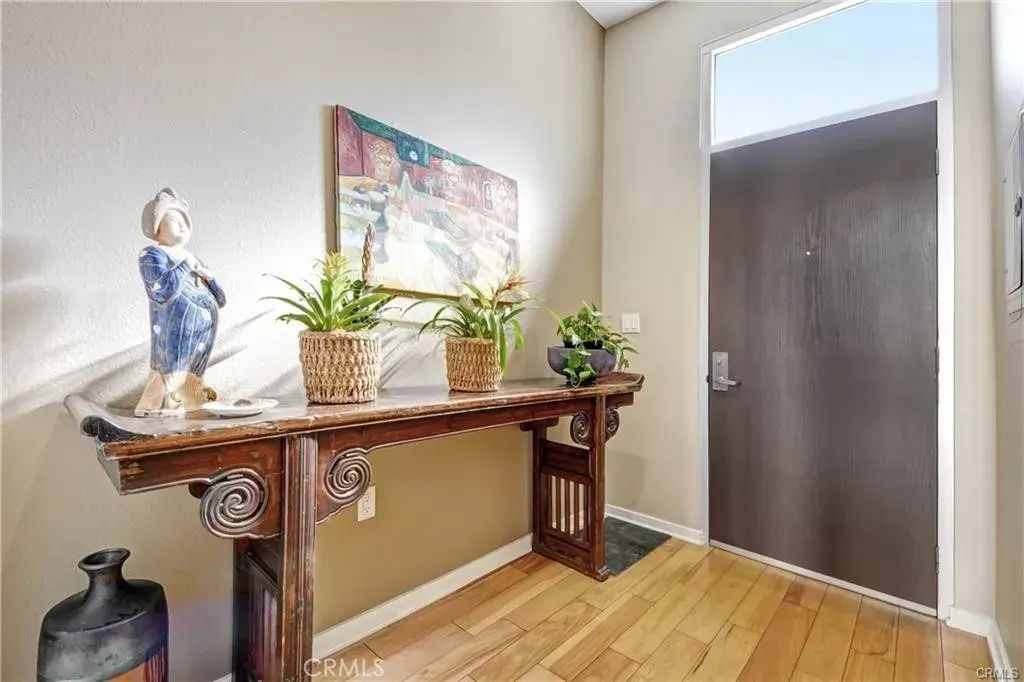 133 The Promenade North 411, Long Beach