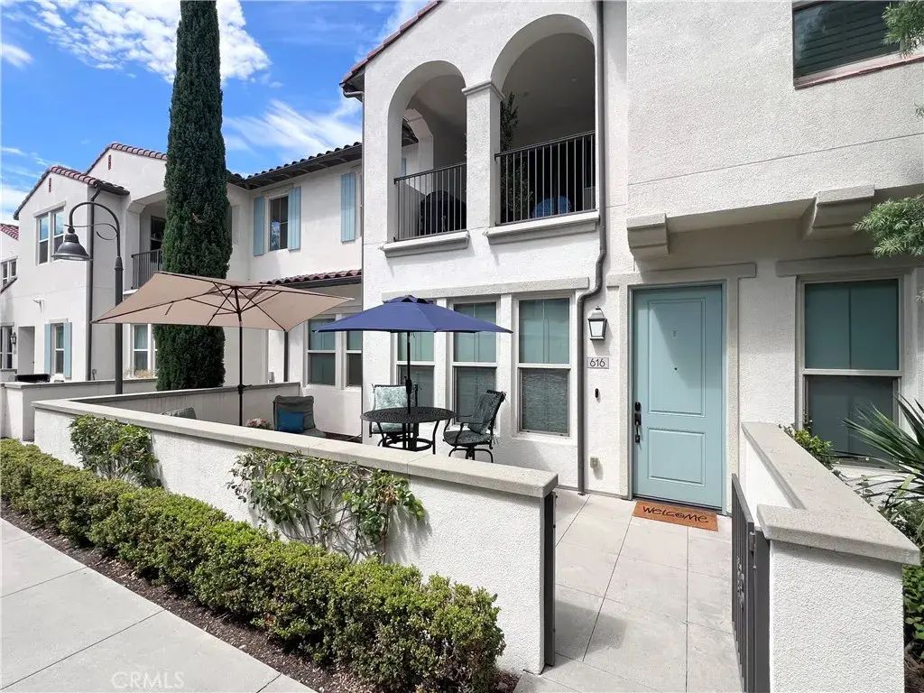 616 Trailblaze, Irvine