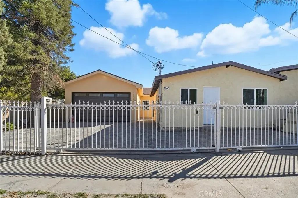 19258 Strathern St., Reseda