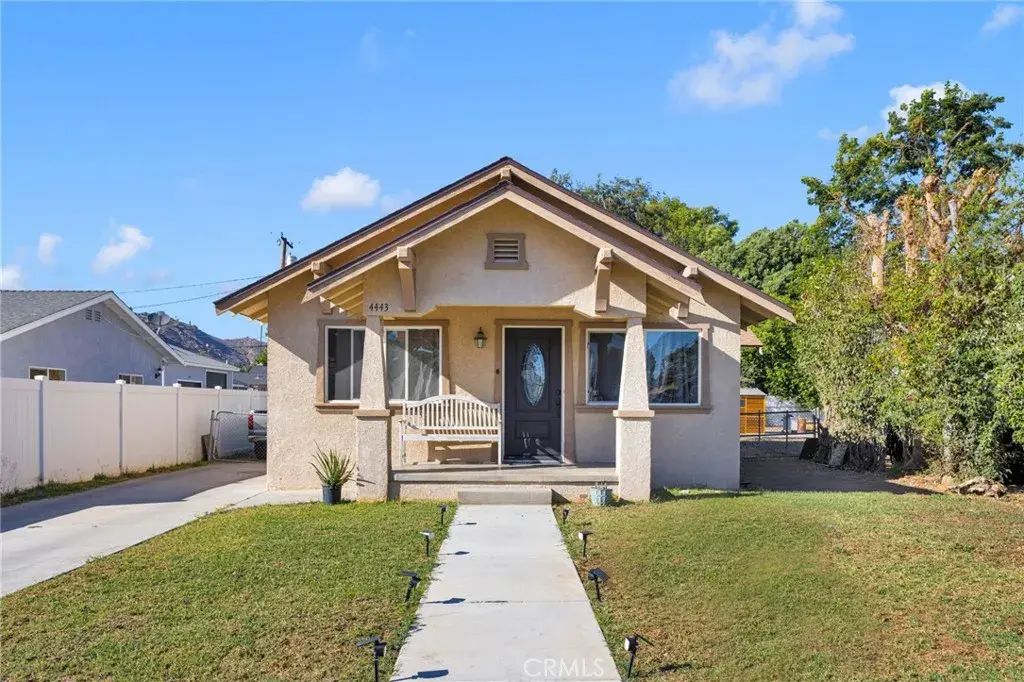 4443 Highland Place, Riverside
