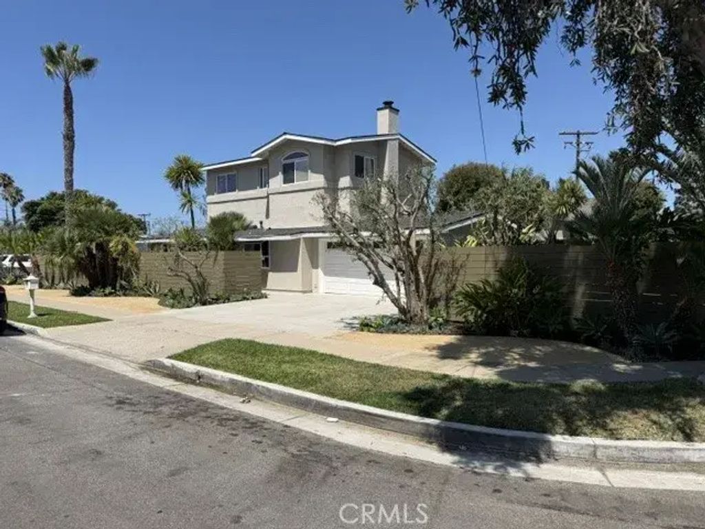 316 Hamilton, Costa Mesa