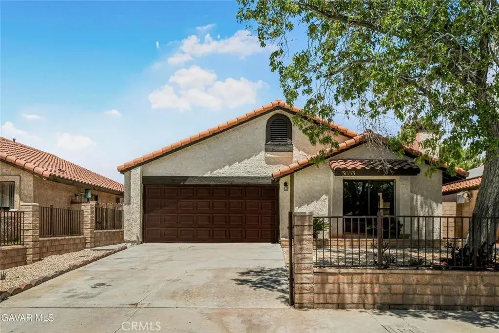 3633 Casamia Avenue, Palmdale