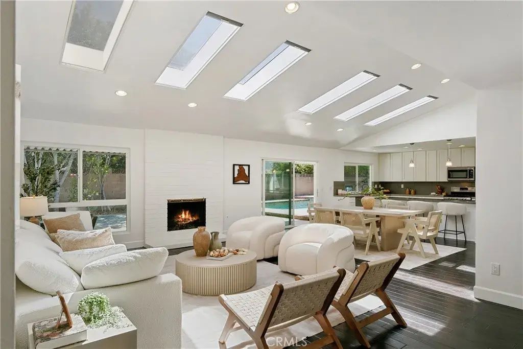 23732 Gerrad Way, West Hills