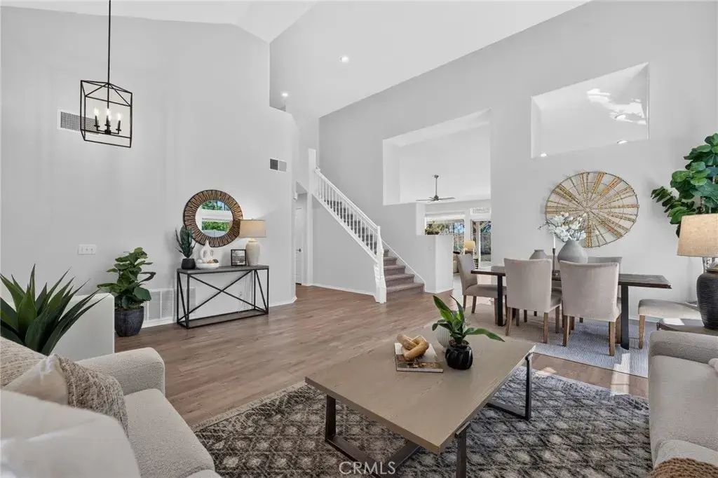 32398 Corte San Vincente, Temecula