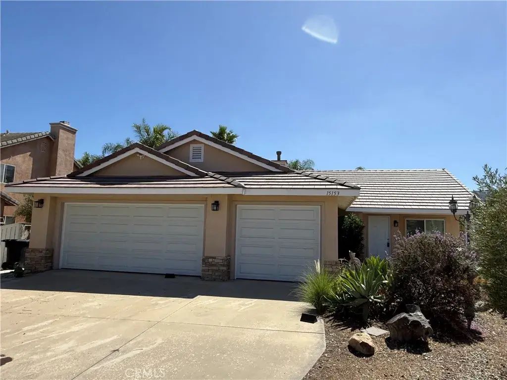 15153 Etienne, Lake Elsinore