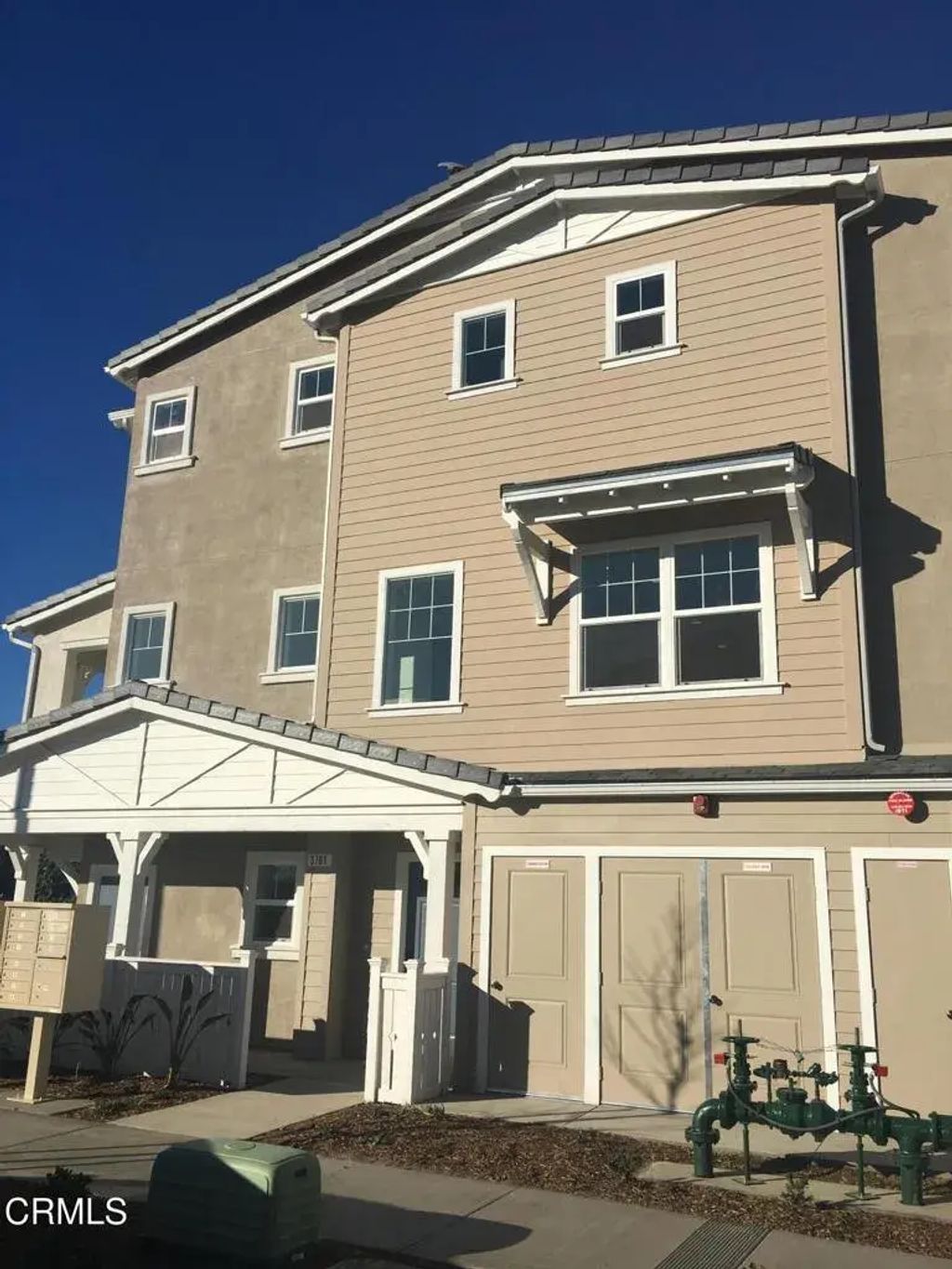 3701 Islander, Oxnard