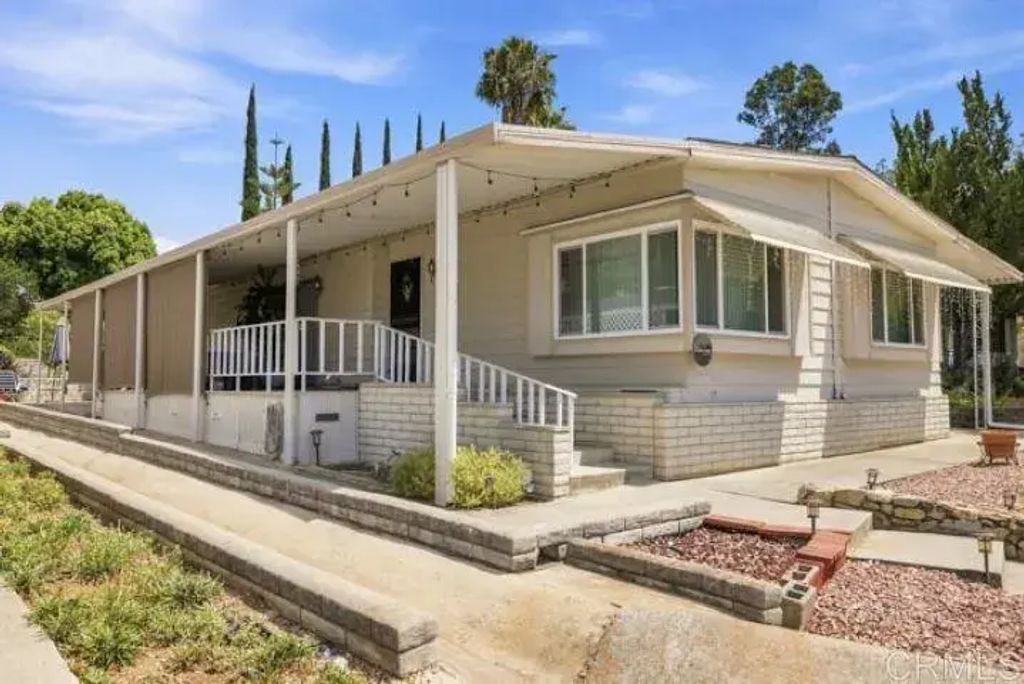 18218 Paradise Mountain 148, Valley Center