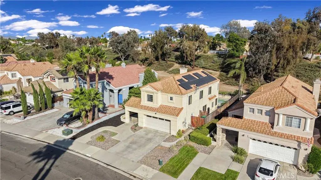 39878 Avenida Miguel Oeste, Murrieta