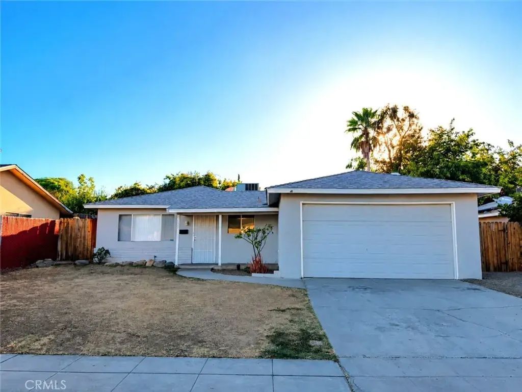 4689 N Feland, Fresno