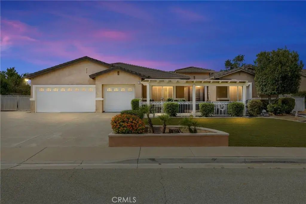 1469 Adam, Banning