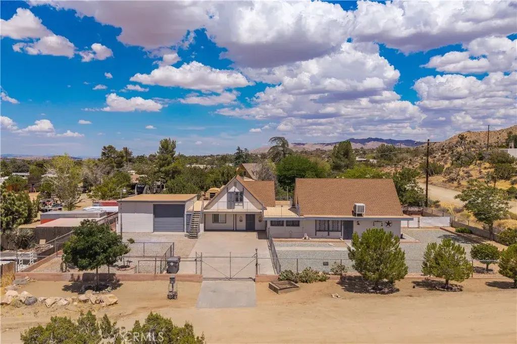7889 Jemez, Yucca Valley