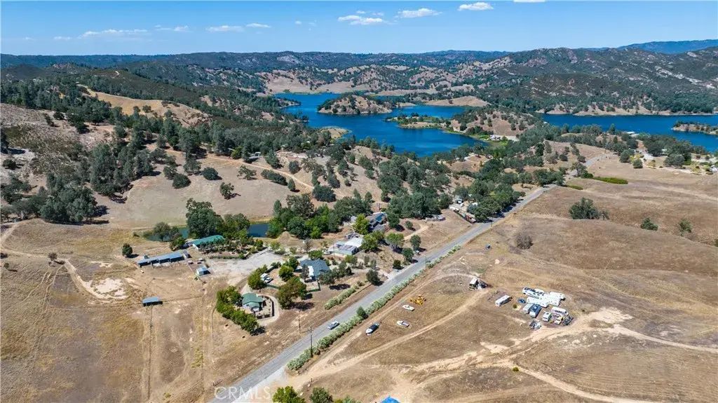 4750 Santa Margarita Lake, Santa Margarita