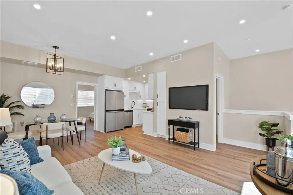 18090 Prairie Avenue 101, Torrance