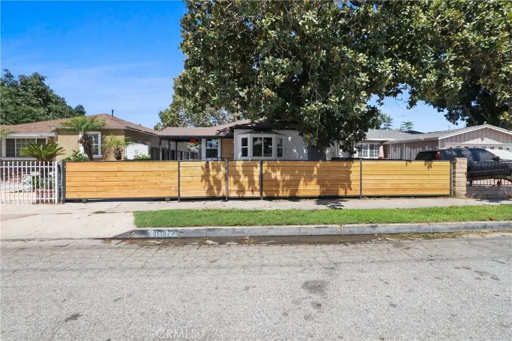 11141 Franklin, Lynwood