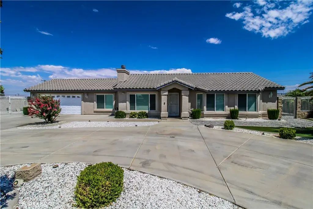 13281 El Rio Road, Victorville