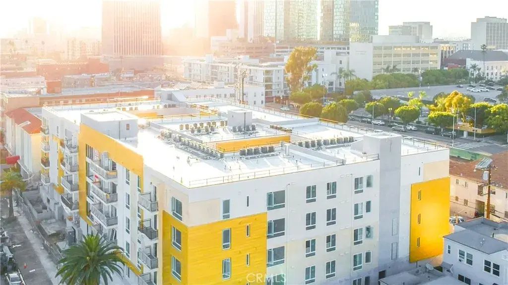 2939 Leeward Ave 420, Los Angeles