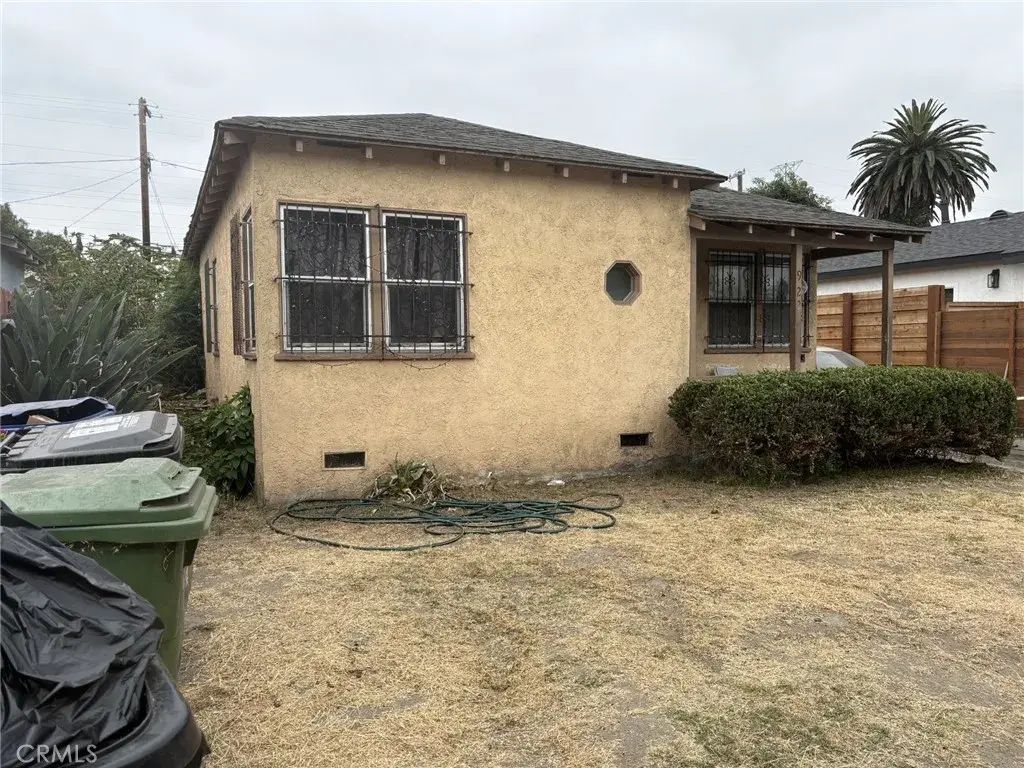 922 E 97th, Los Angeles