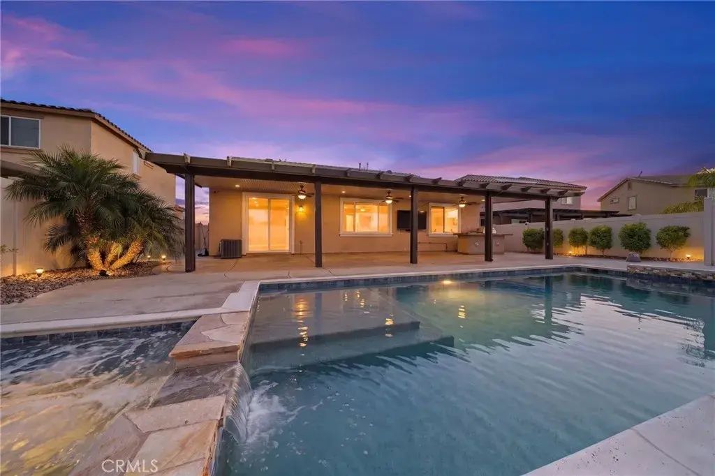 24669 La Barca, Moreno Valley