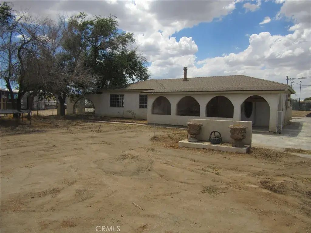 11540 5th, Hesperia