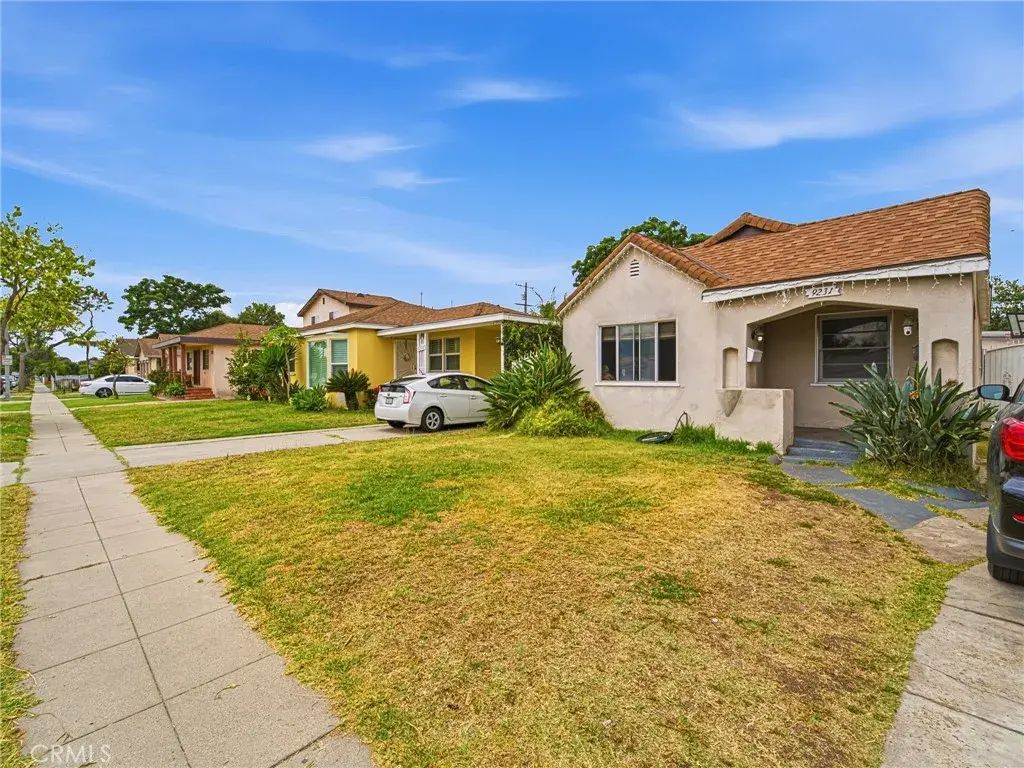 9231 Hunt Avenue, South Gate