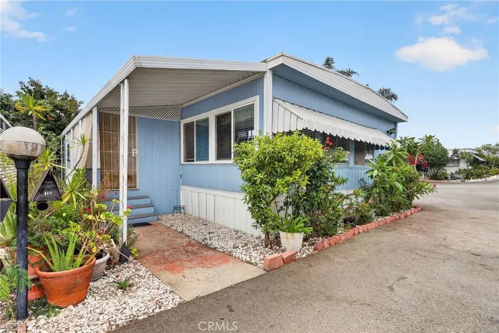 5450 N Paramount 16, Long Beach