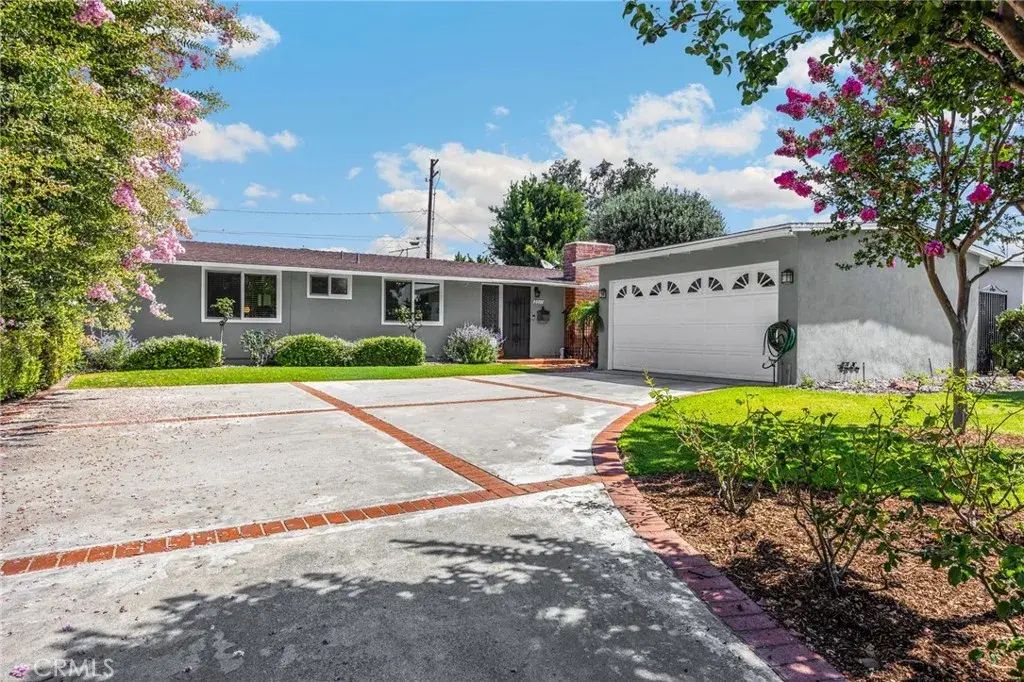 2011 Gregory Lane, La Habra