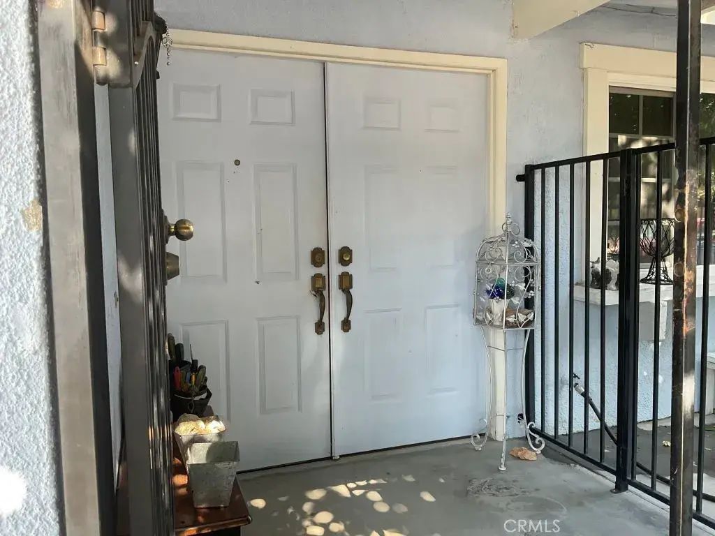 15947 Topango Road, Victorville