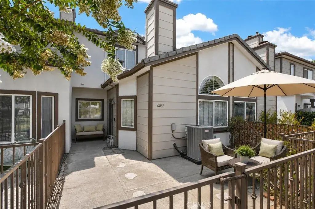 1555 Orange Avenue 1203, Redlands