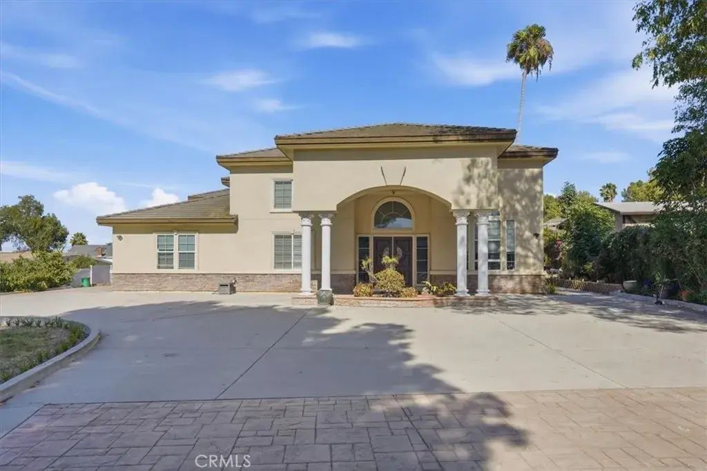2448 Desire, La Puente