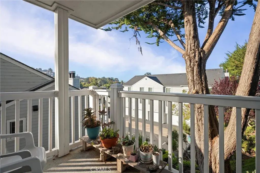164 Cypress Avenue 15, Cayucos