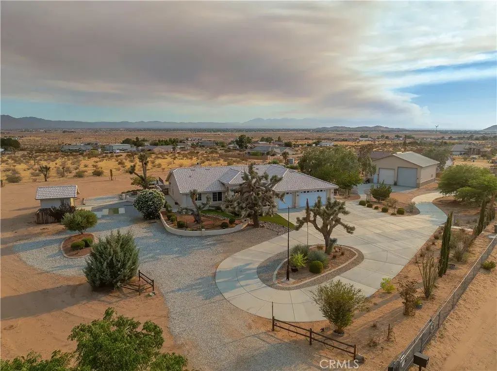 23355 Cuyama, Apple Valley