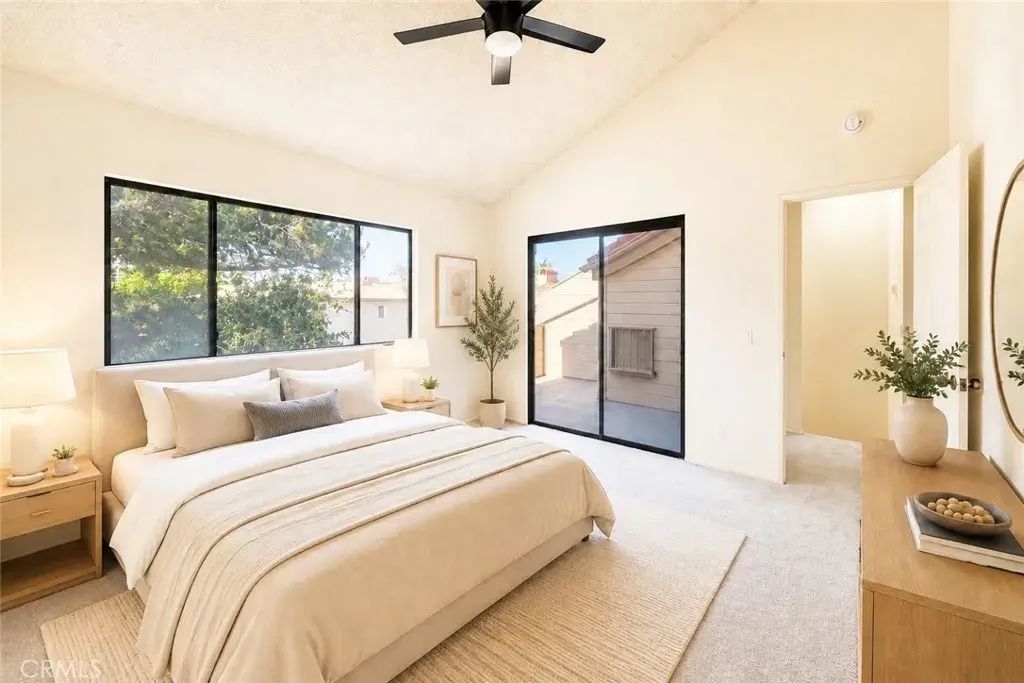 1149 Magnolia 16, Gardena