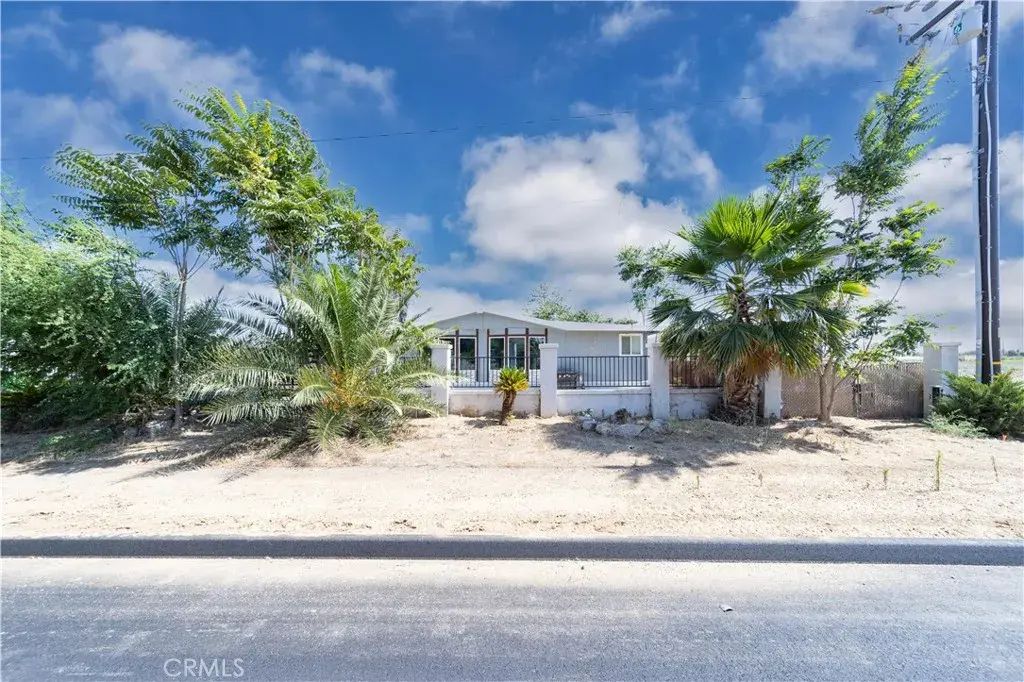 32675 Asbury Street, Winchester