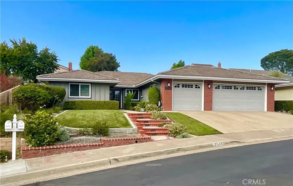 25341 Cheyenne, Lake Forest