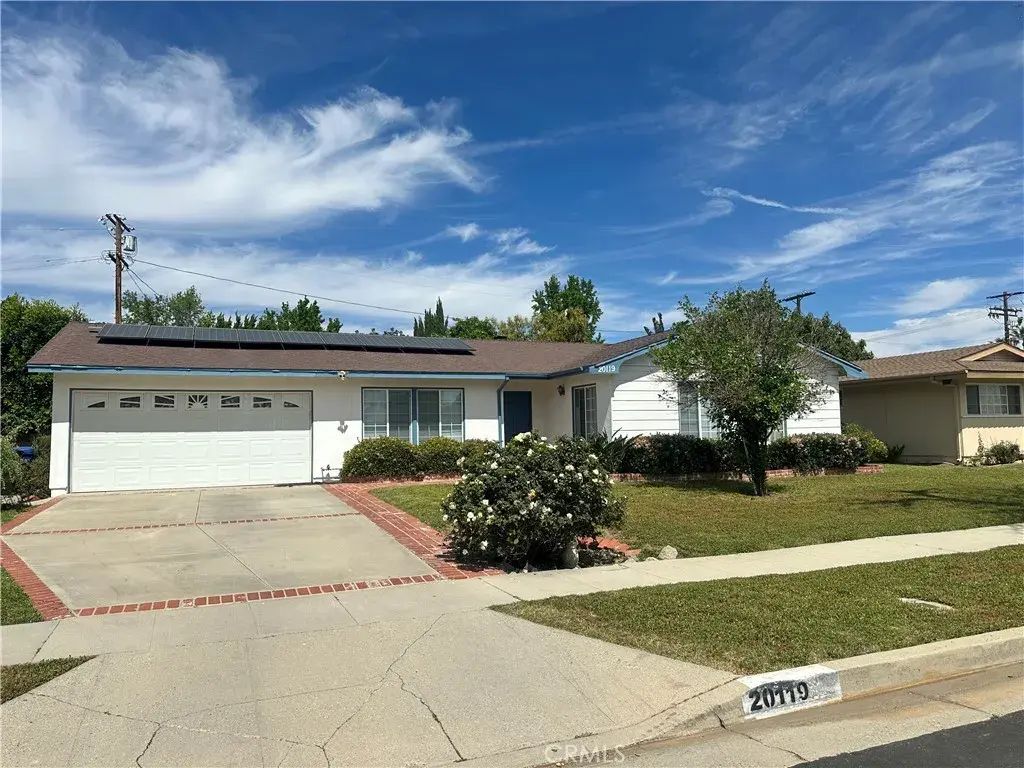 20119 Marilla Street, Chatsworth