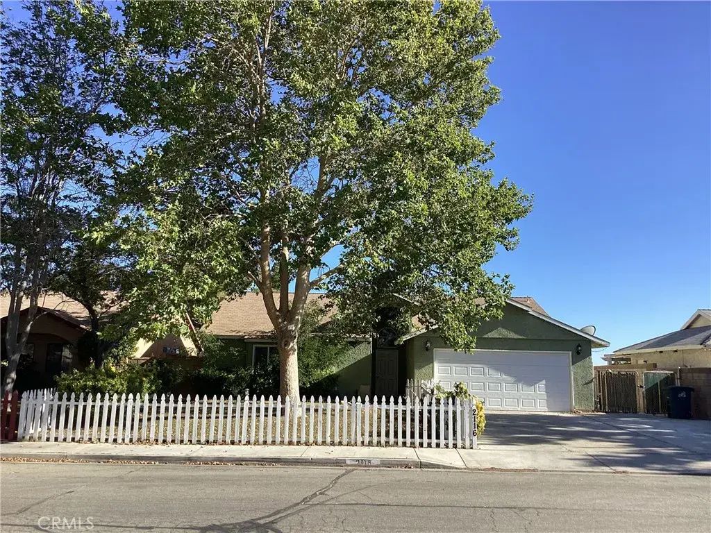 2116 Phlox, Rosamond