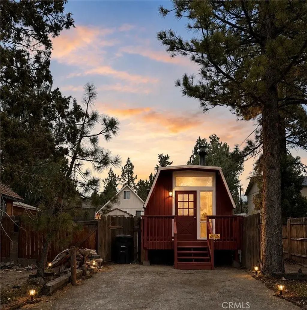 440 E Meadow, Big Bear City