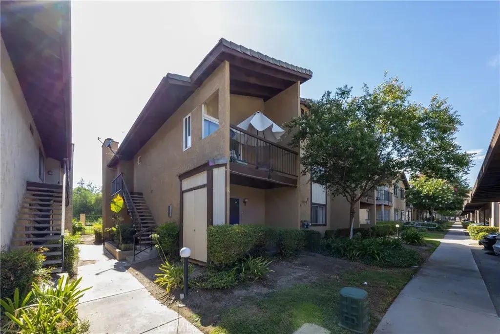 3180 Little Mountain B, San Bernardino