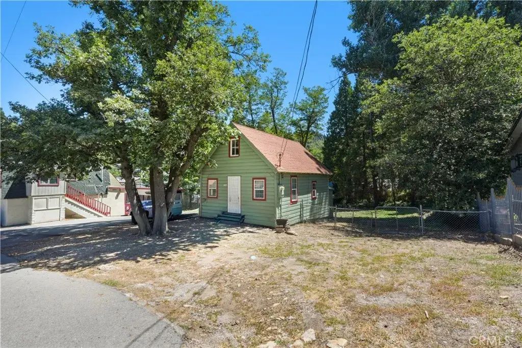 369 Log, Crestline