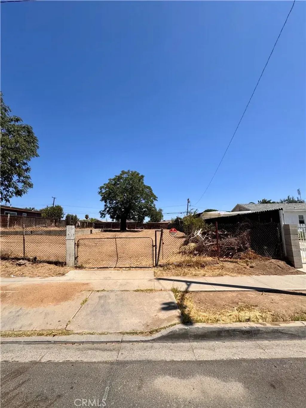 350 W 5th, Perris