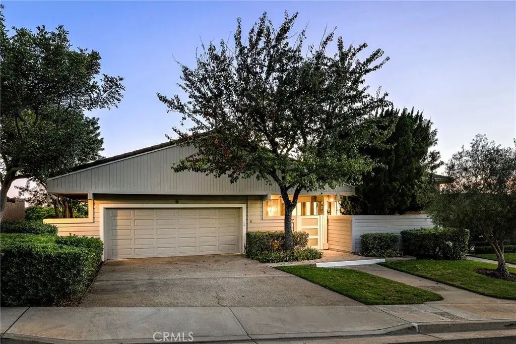 21 Montpellier, Newport Beach