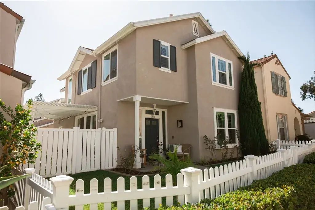 13051 Arborwalk Lane, Tustin