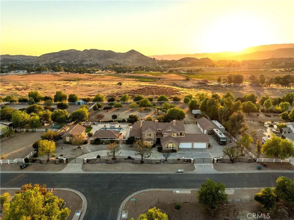34901 Sweetwater Drive, Agua Dulce