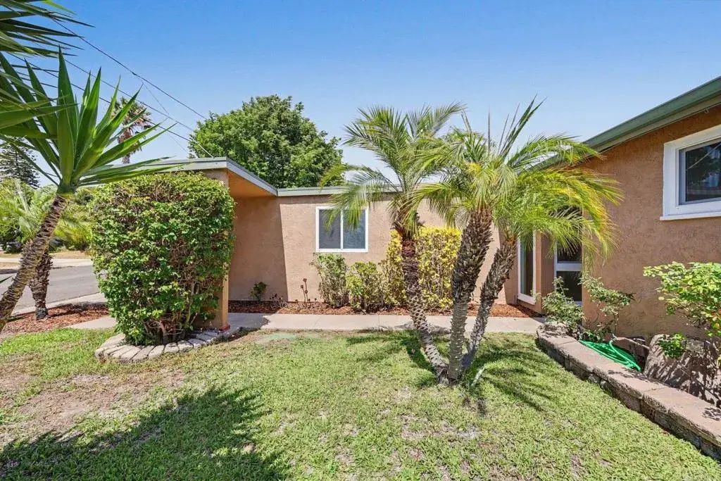 8461 Hudson Drive, 