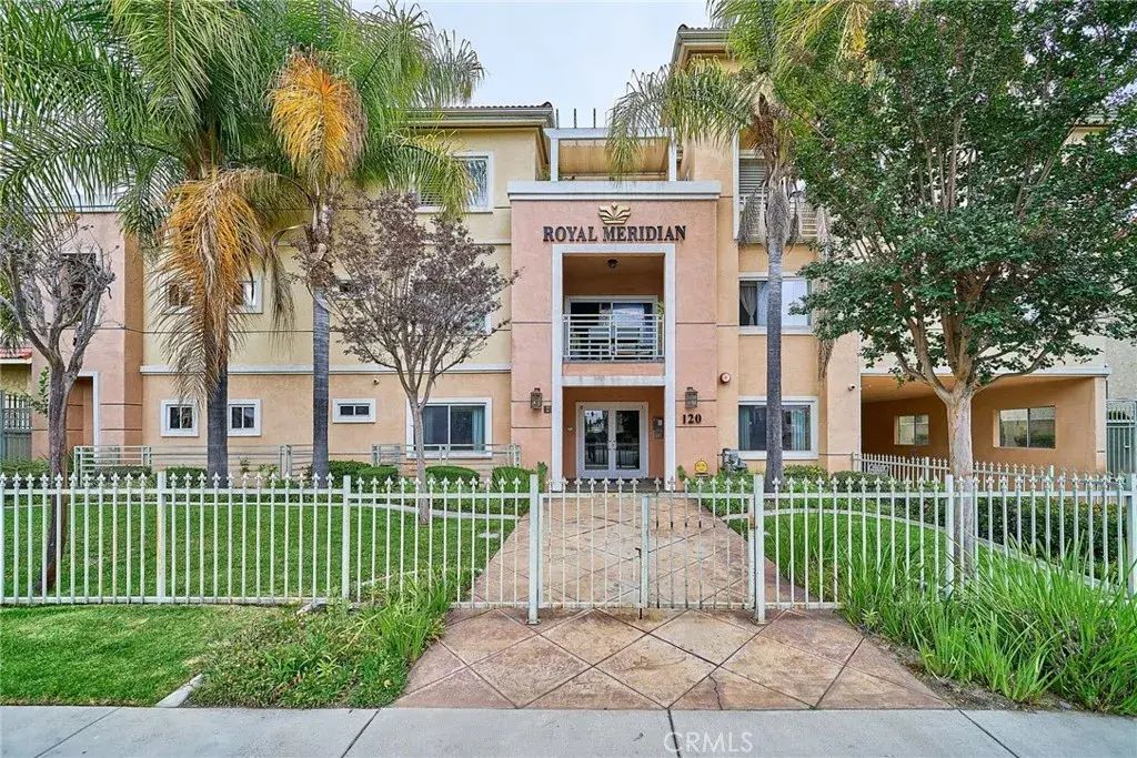 120 N Moore 103, Monterey Park