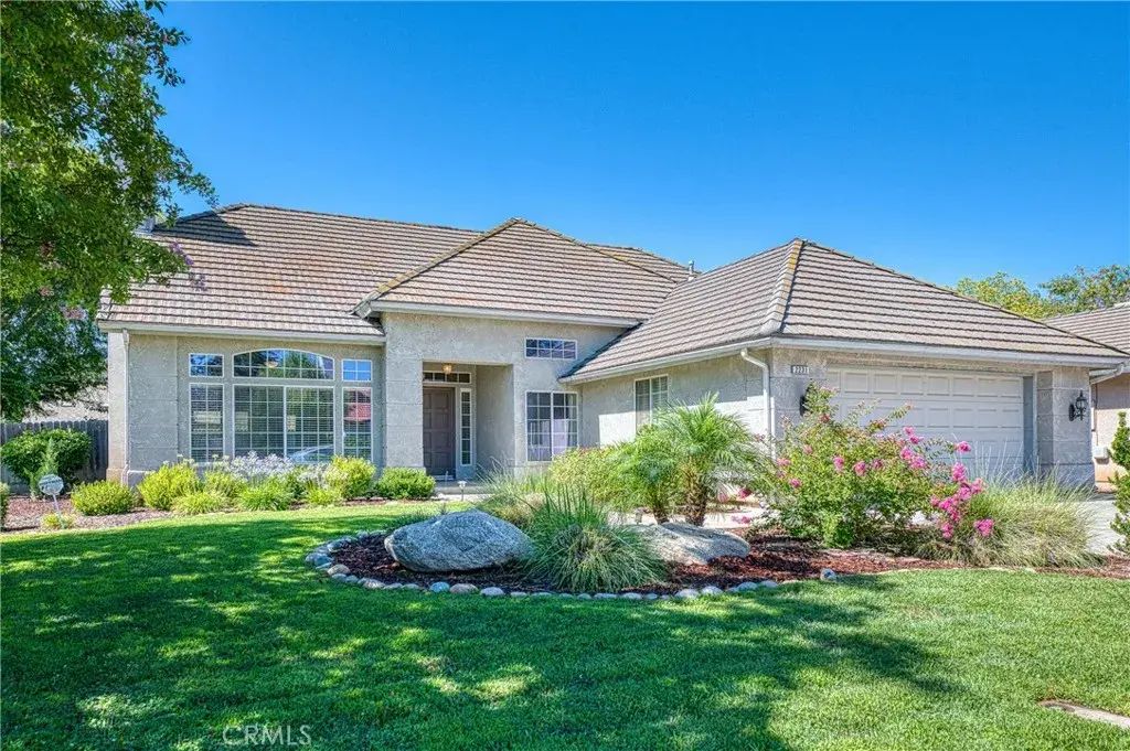 2231 E Pryor Drive, Fresno