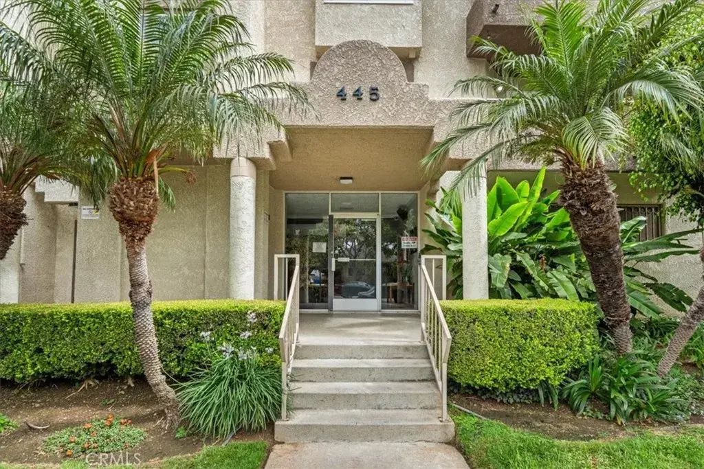 445 W 6th, Long Beach