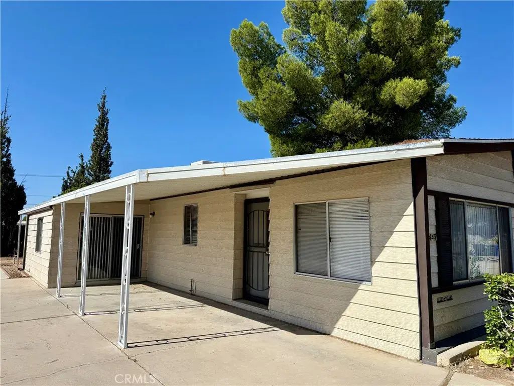16445 Wimbleton Court, Victorville