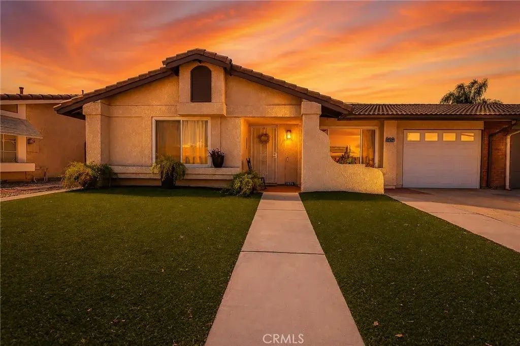 1974 Hooper Dr, San Jacinto